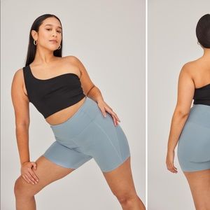 ISO Dew Girlfriend Collective Shorts! M